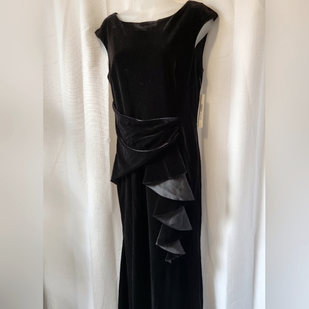 Eliza J Sleeveless Cascading Ruffle Velvet Maxi Evening Gown In Black Size 10 - Picture 4 of 9